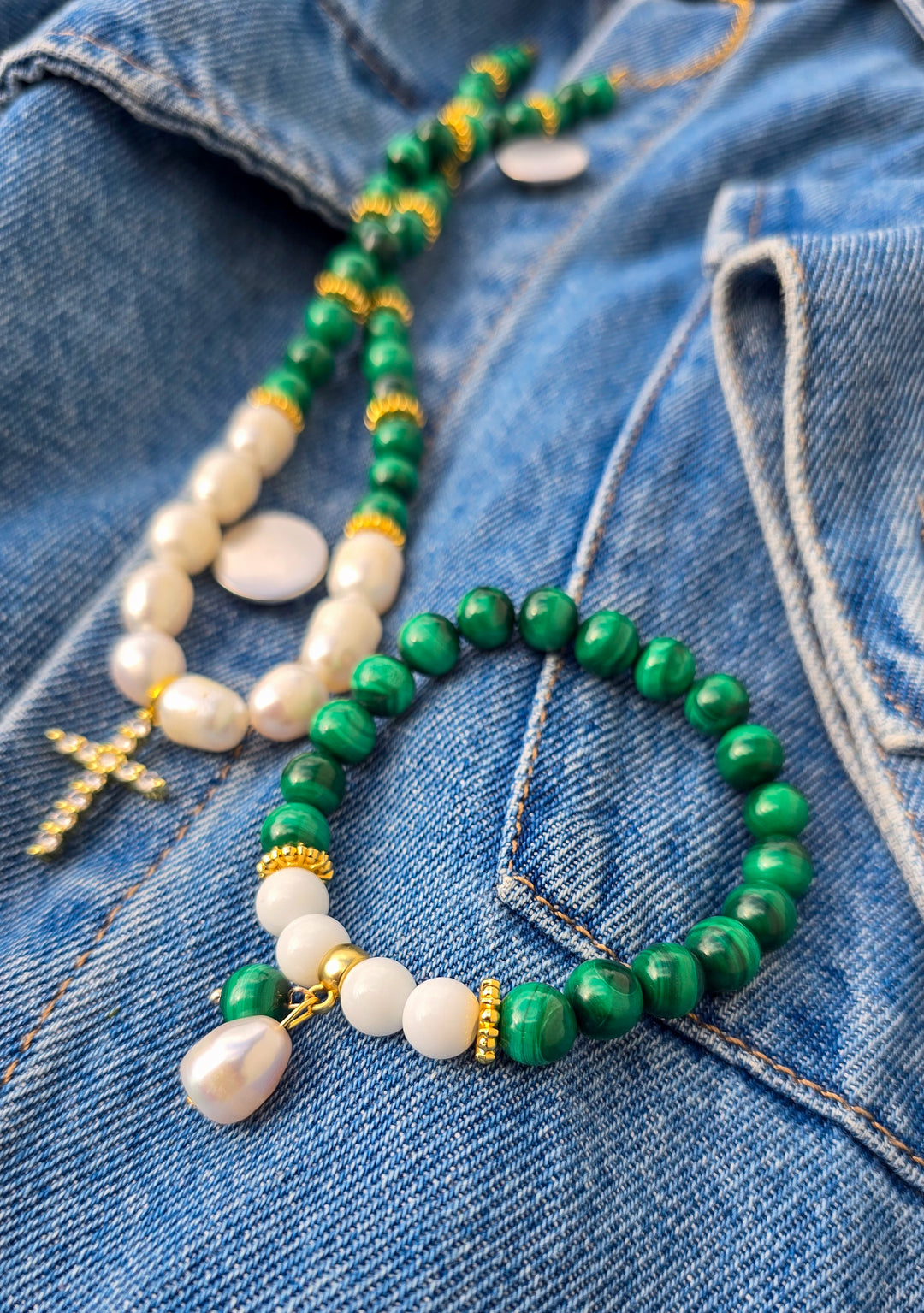 Malahīta un ahāta rokassprādze