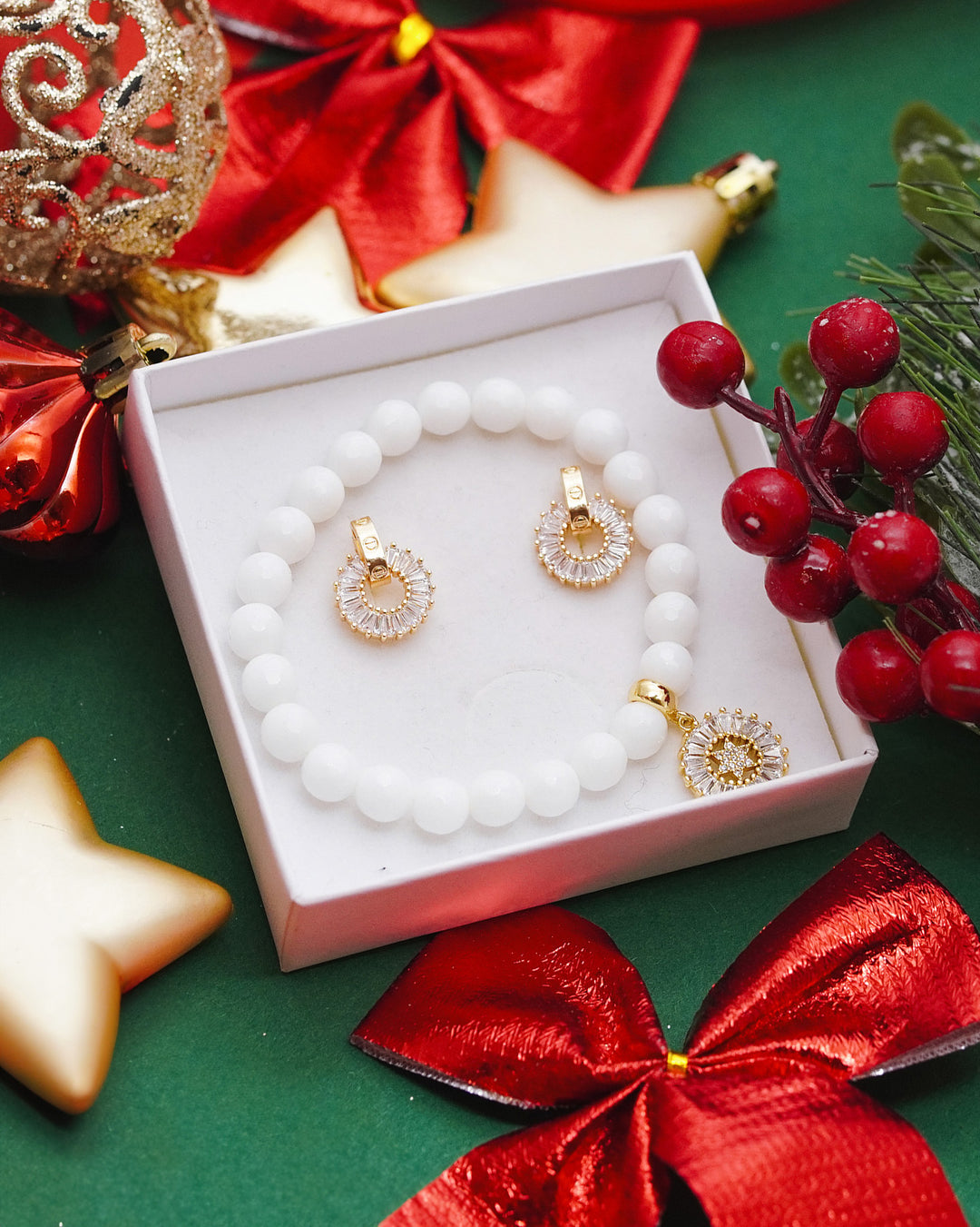 Komplekts auskari un ahāta rokasspraādze