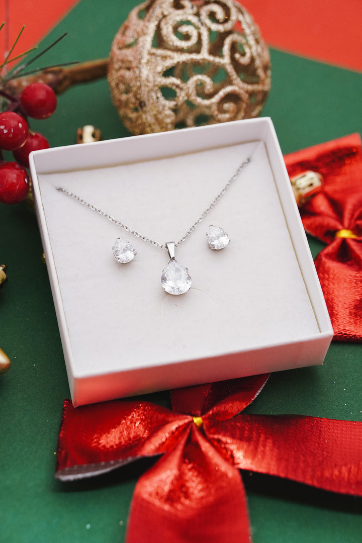 Rotu kompekts Mierpinam 2026.gadam, sudraba