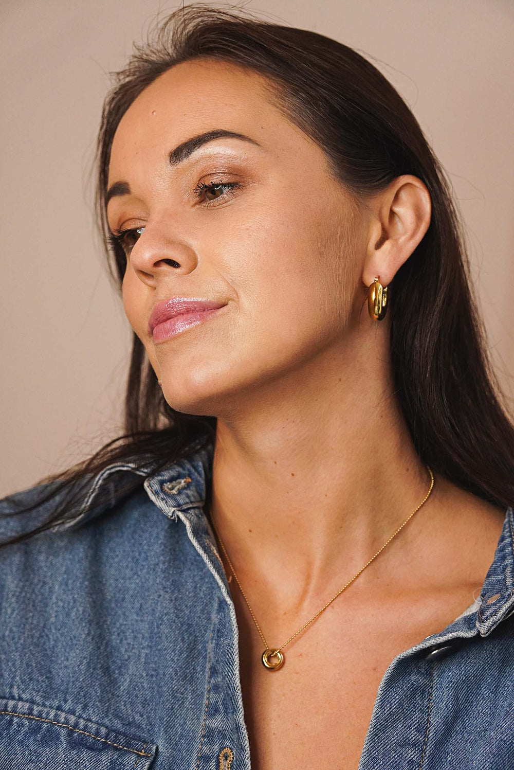 apzeltīta  smalka Kaklarota