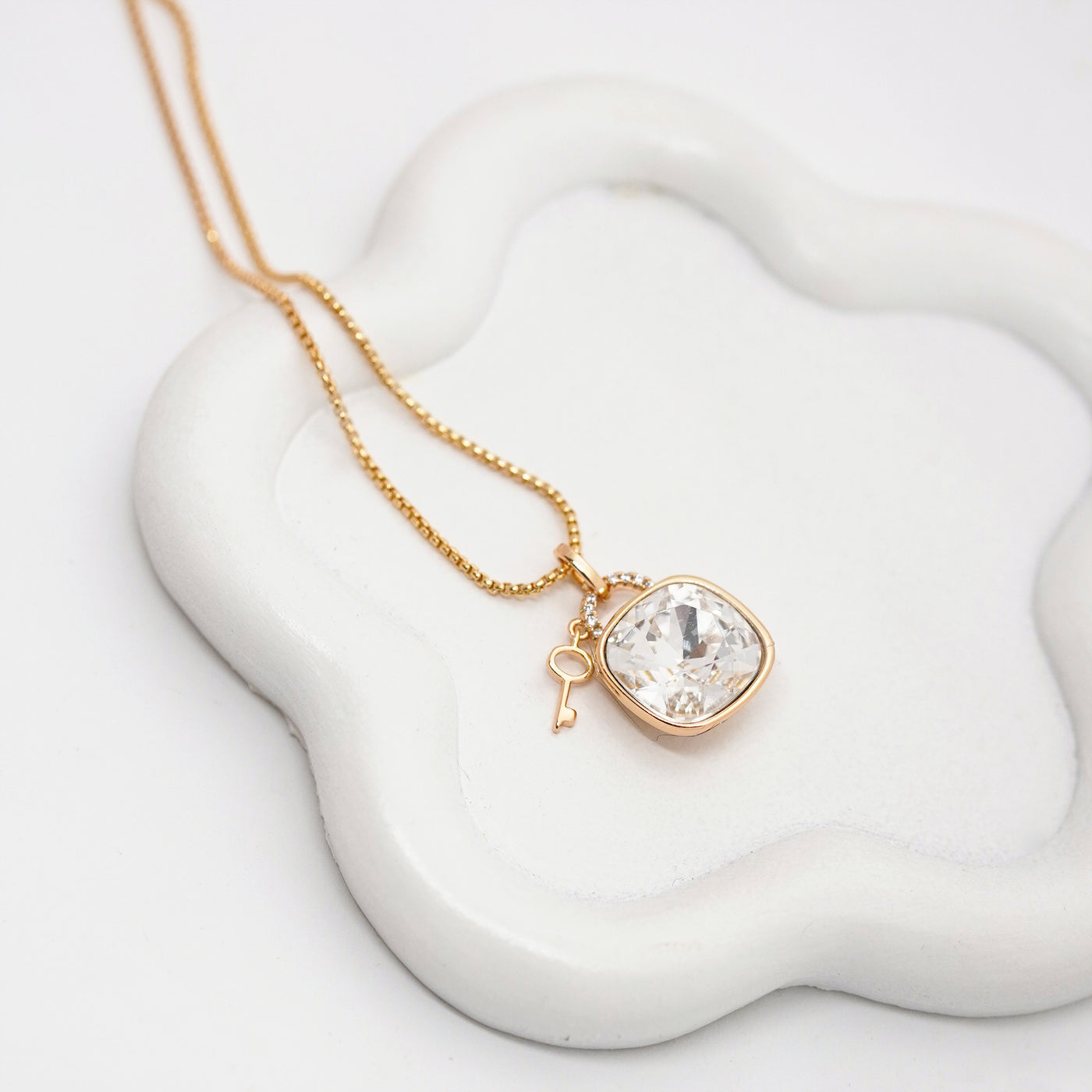 Kaklarota lock white