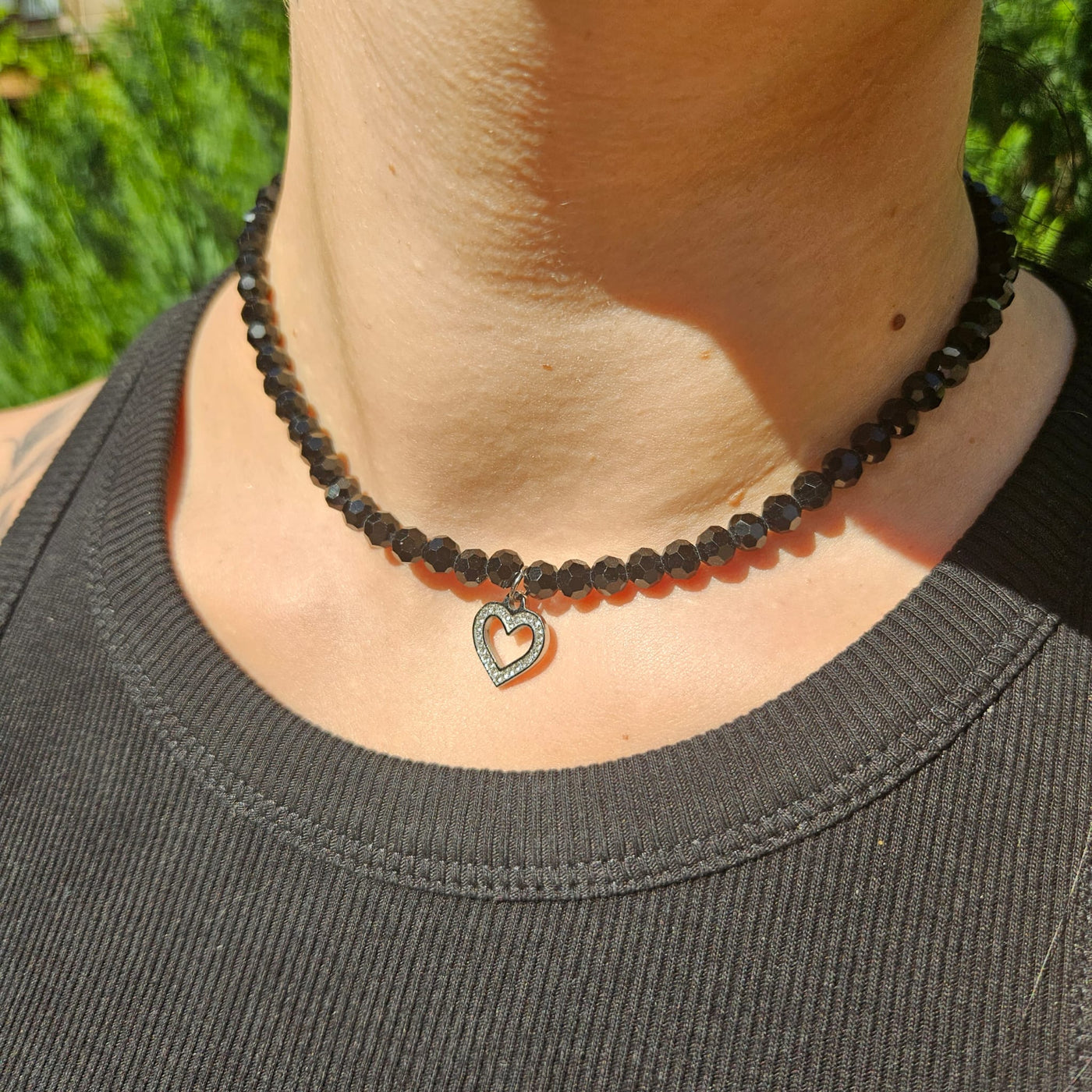 Kristāliņu čokeris Black Heart