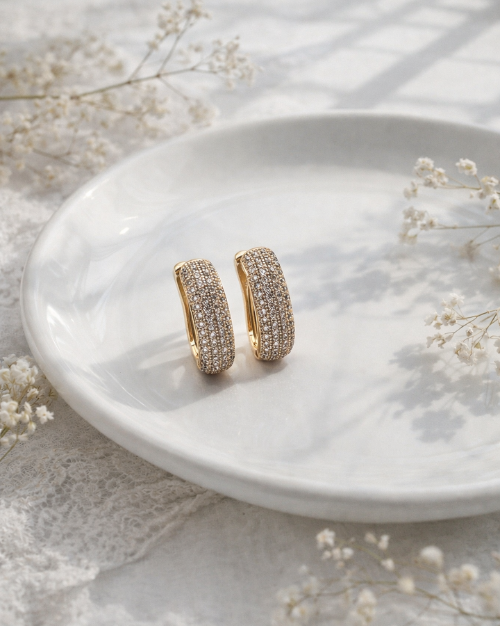 auskari apzeltīti ar cirkoniju