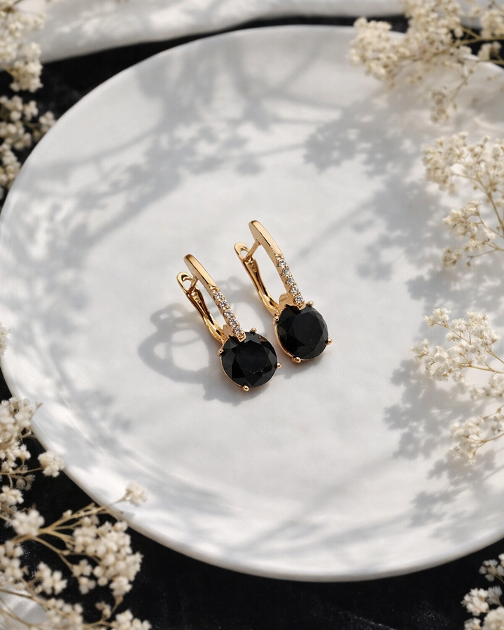 auskari ar melnu kristālu angļu aizdari 