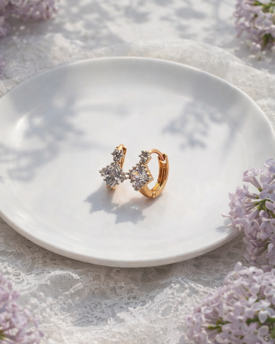 riņķīšu auskari ar romba kristāliņim cirkonijiem apzeltīti sieviešu auskari