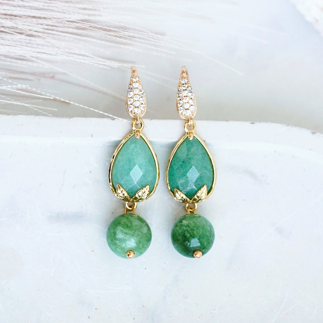 lāsītes formas avanturīna auskari