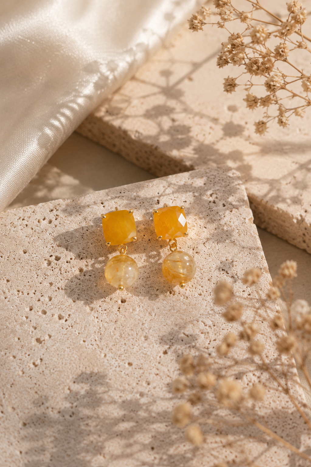 Eleganti CITRINE auskari ar citrīnu un zelta toņa detaļām