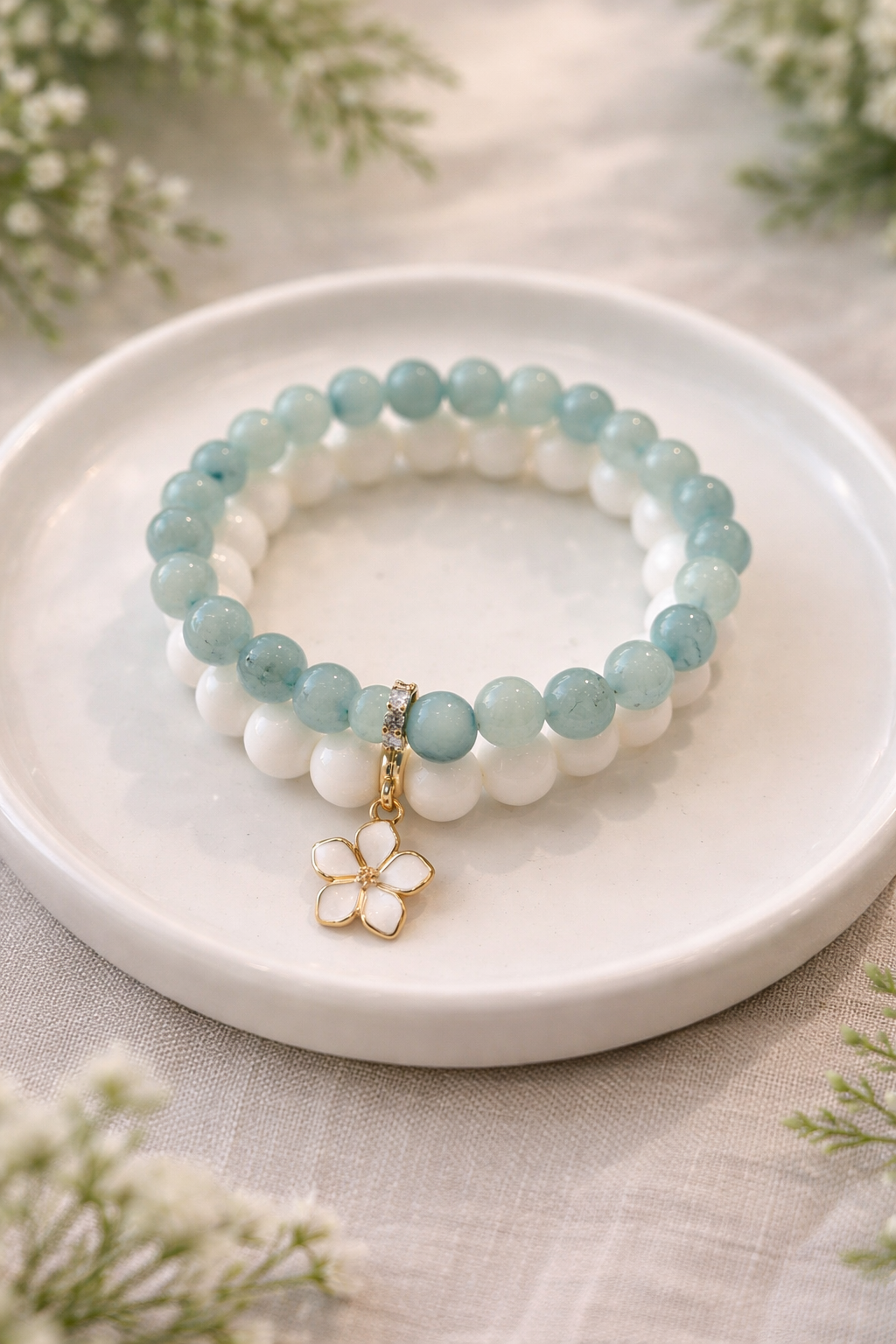 Dabīgā akmens rokassprādžu komplekts ar zieda piekariņu