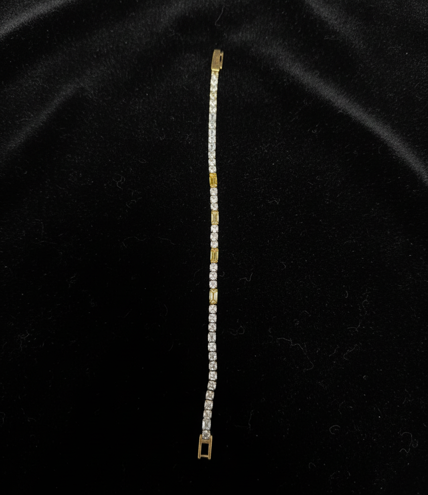 kristāla rokassprādze