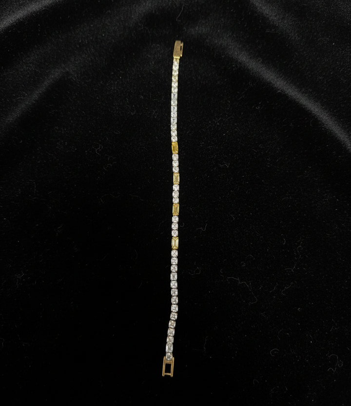 kristāla rokassprādze