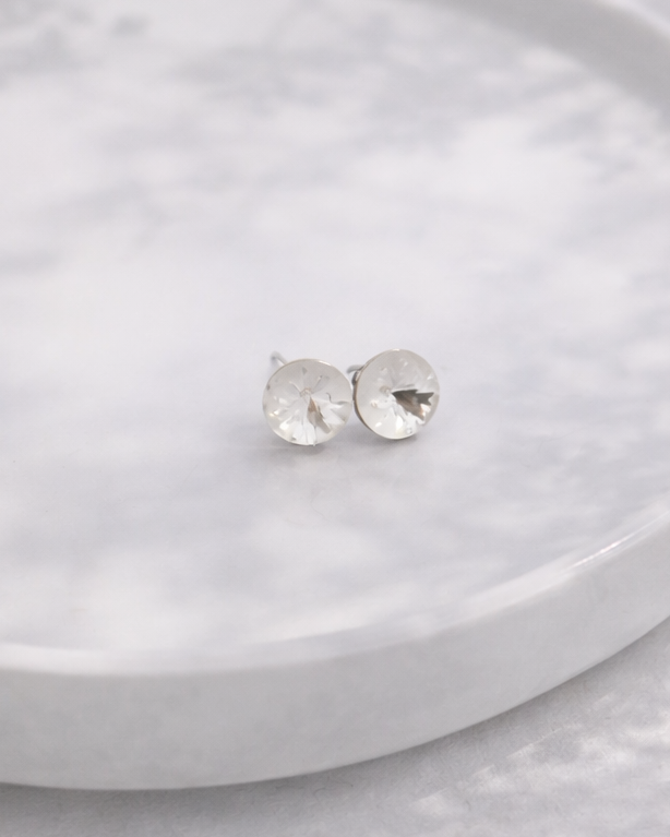 naglinu-auskari-balti-secret-stones