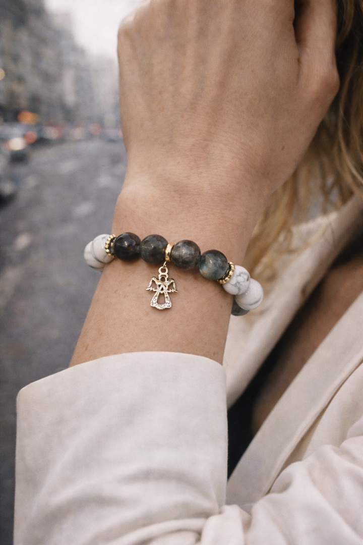 Dabīgā akmens rokassprādze sievietei