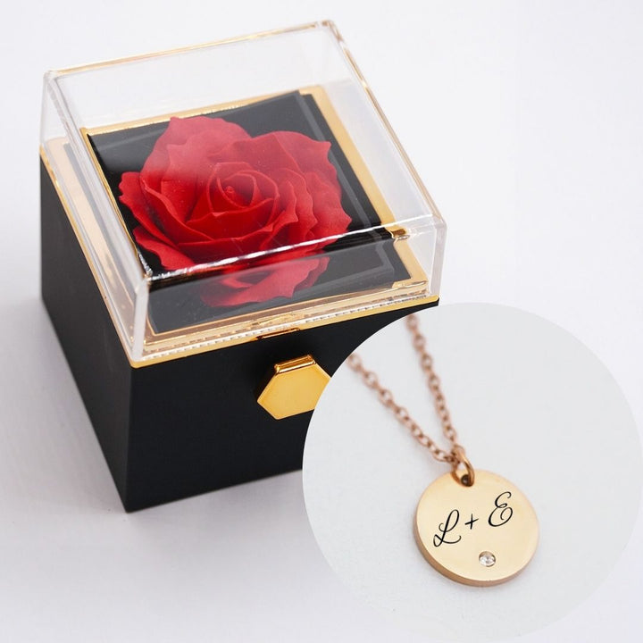 mūzīgā roze ar gravējumu