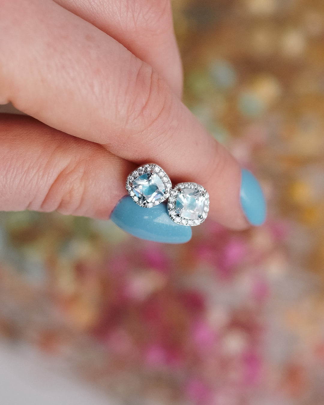 Sudraba krāsas auskari