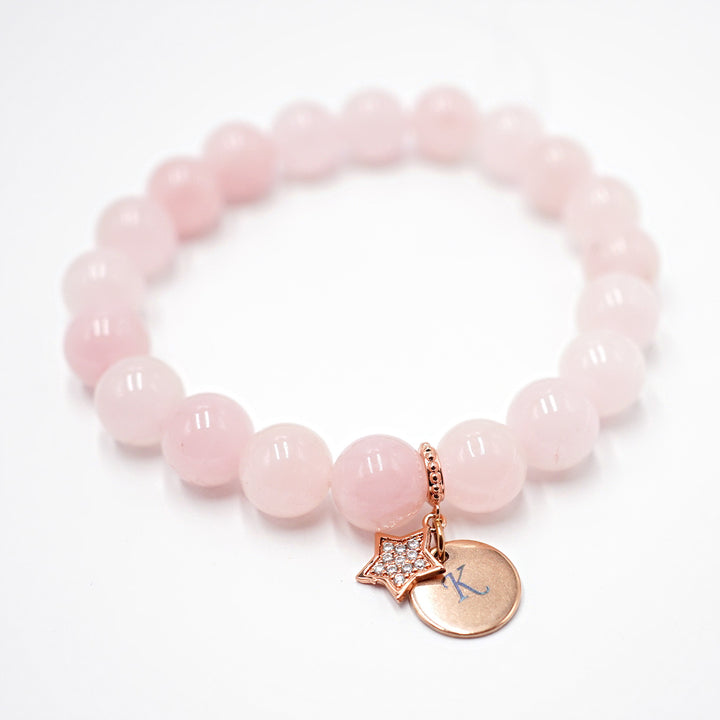 rozā kvarca rokassprādze ar gravējumu