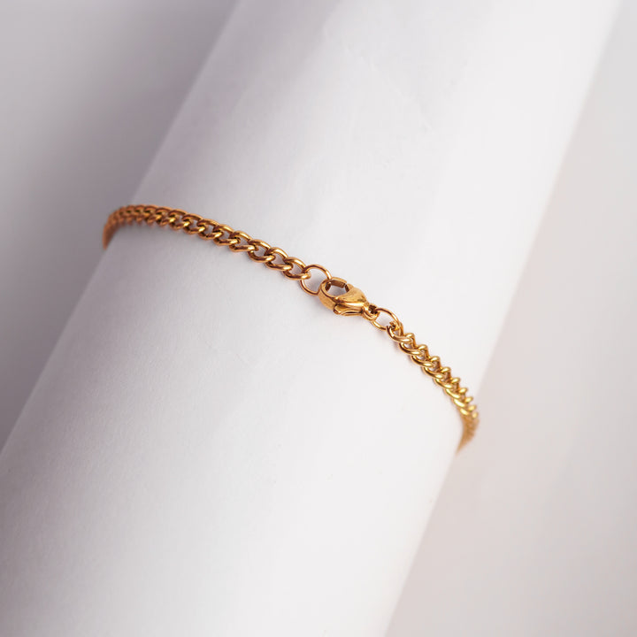 rokassprādze vīrietim ar gravējumu