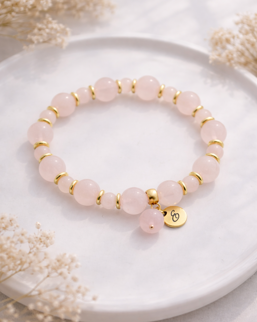 rozā kvarca rokassprādze ar gravējumu