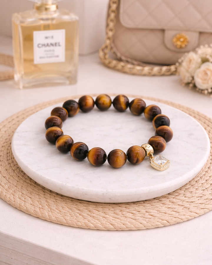 Tīģeracs rokassprādze ar apzeltītu kulonu