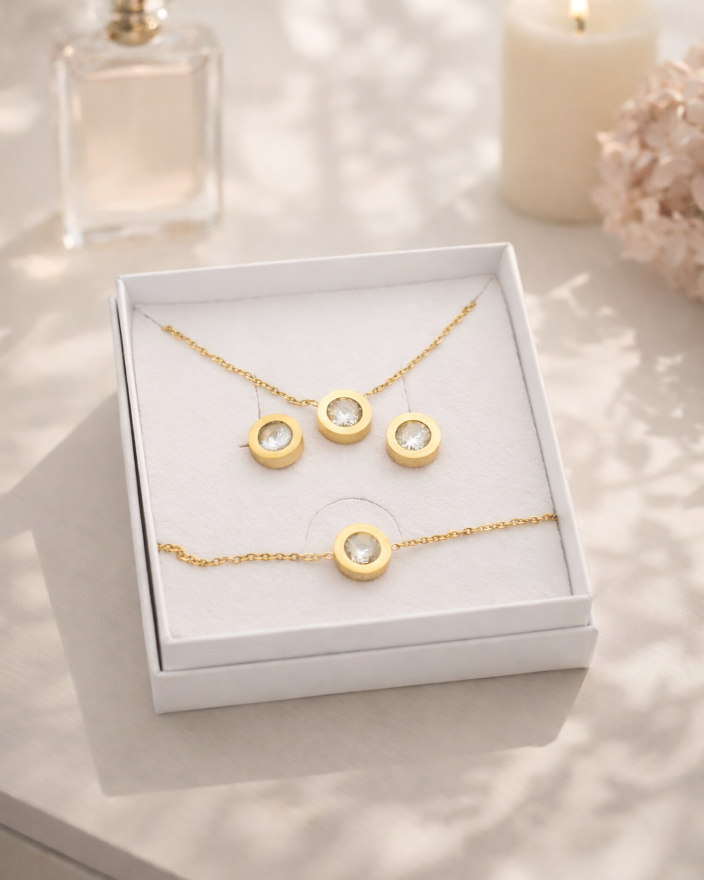 rotu komplekts ar 3 rotām kaklarota rokassprādze auskari