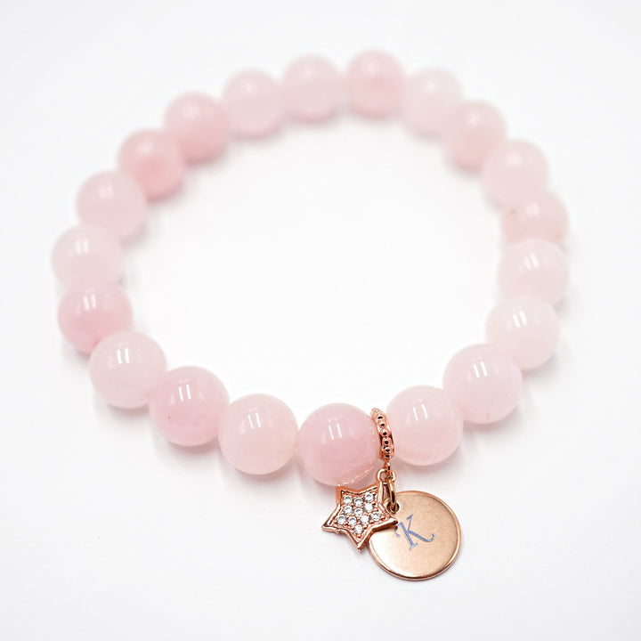 rozā kvarca rokassprādze ar gravējumu