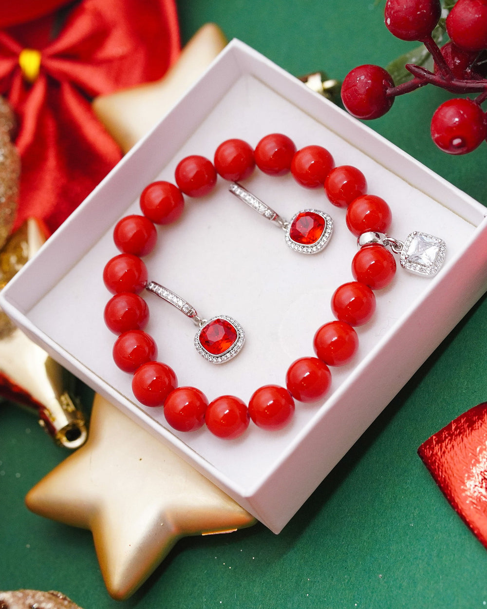 sarkanā zirga gada rotu komplekts