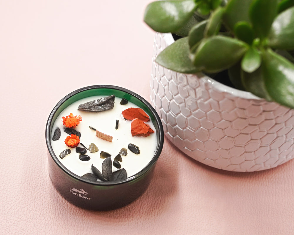 Kristālu ziedu svece ar jašmu un ahātu sojas vasks koka dakts svece