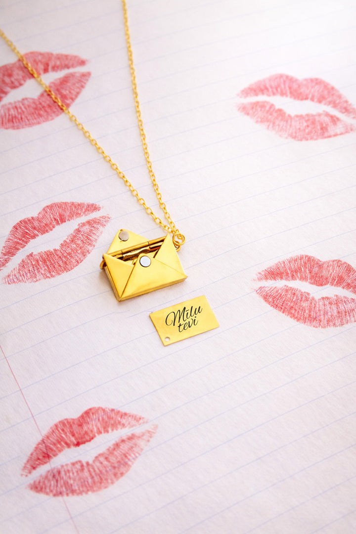 kaklarota ar vēstuli