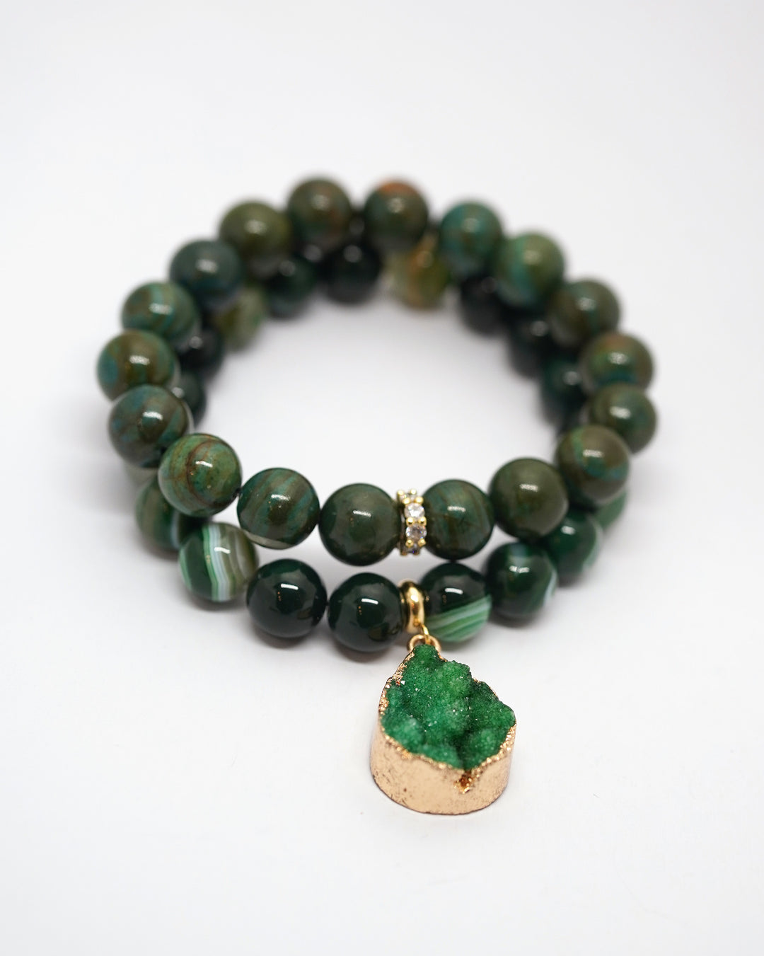 Ekskluzīvas rokassprādzes zaļā krāsā