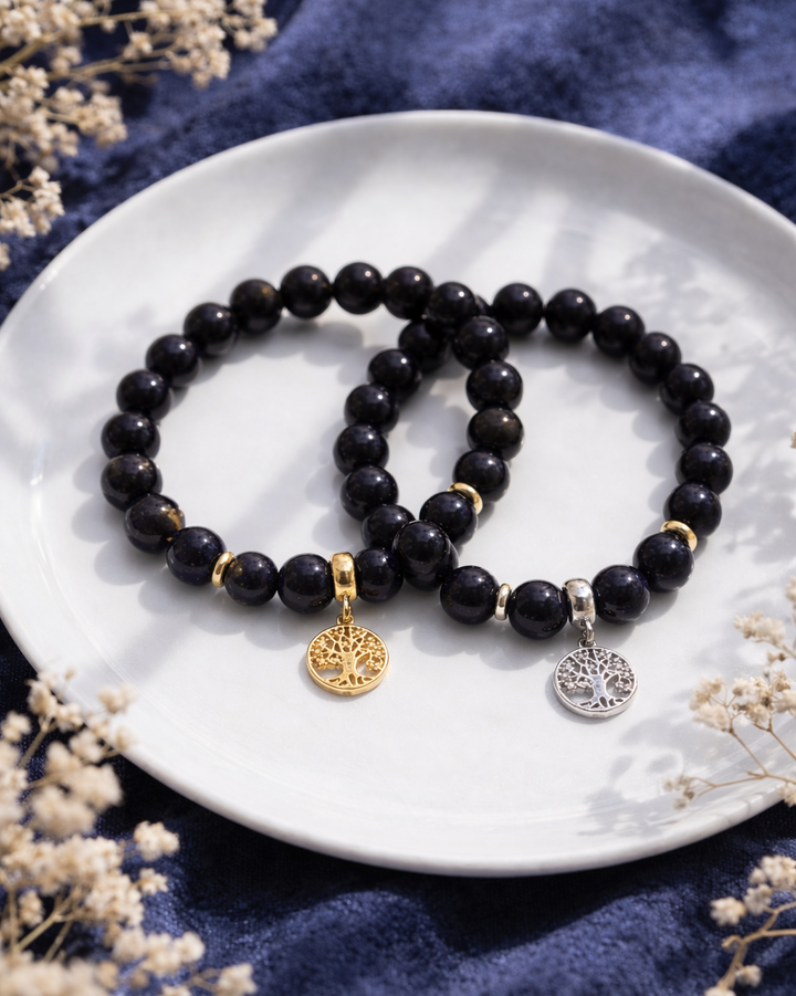 rokassprādze no zilā avanturīna zelta smiltis